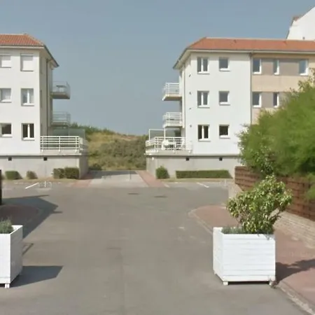 Les Pieds Dans Le Sable Malo-les-Bains